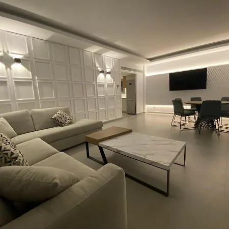 아파트 Deluxe Two-bedroom With Sea View & Jacuzzi